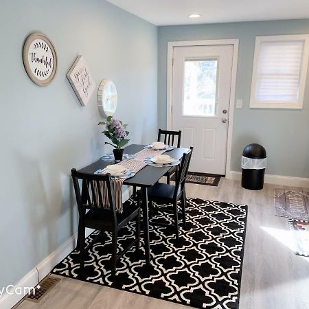 Nice Bedroom Next Fells Point Балтимор Экстерьер фото